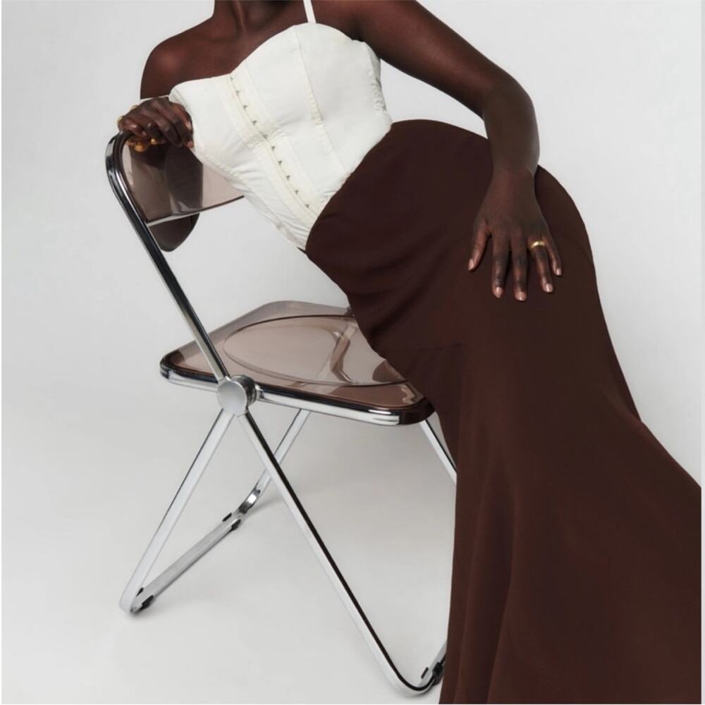 Reformation Skirt Brown - Picture 2 of 7